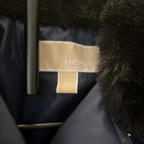 Michael Kors Navy Blue Puffer Jacket with Gold Accents - Picture 5 of 8